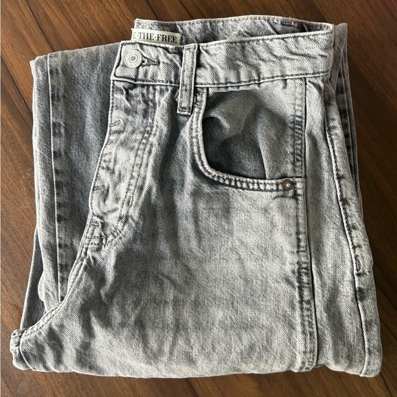 Free People x We The Free Good Luck Mid Rise Barrel Jeans in Grey size 26 - Picture 3 of 4
